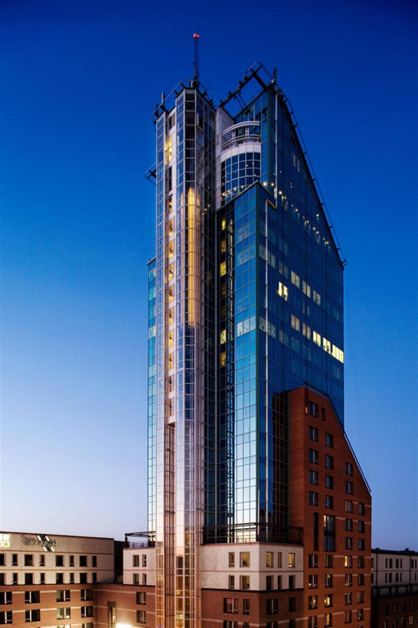 Best Western Plus Hotel Plaza Вестерос Экстерьер фото